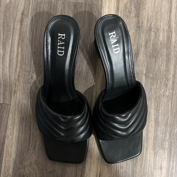 ASOS square toe black padded heeled sandals - Picture 6 of 9